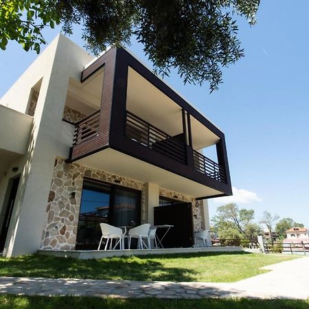 Marineiko Luxury Apartments Ierissos Bagian luar foto