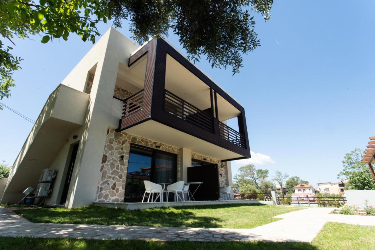 Marineiko Luxury Apartments Ierissos Bagian luar foto