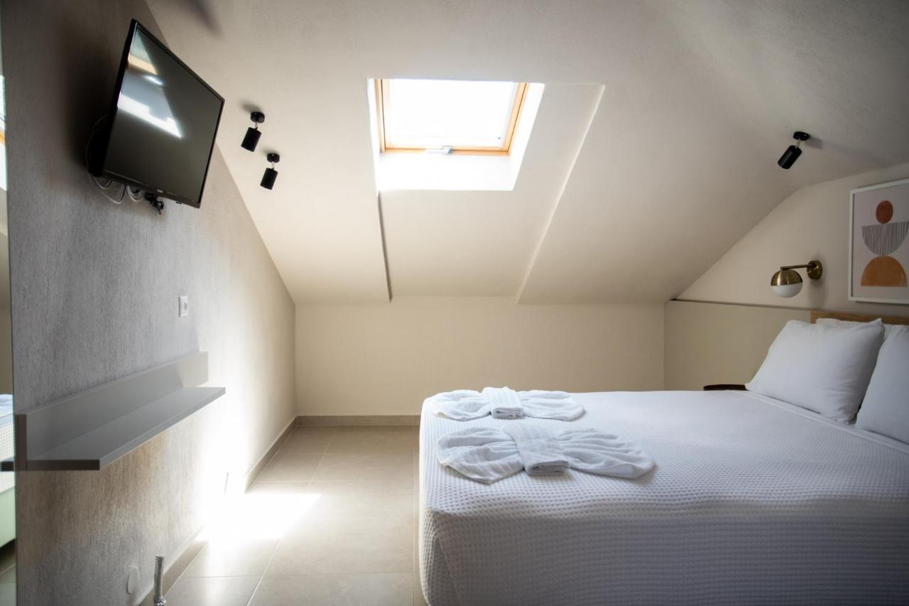 Marineiko Luxury Apartments Ierissos Bagian luar foto