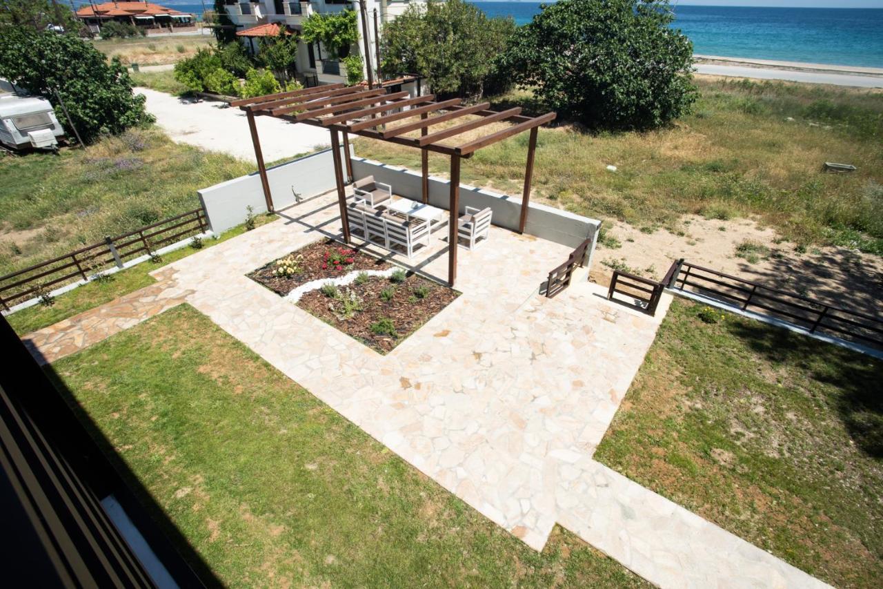 Marineiko Luxury Apartments Ierissos Bagian luar foto