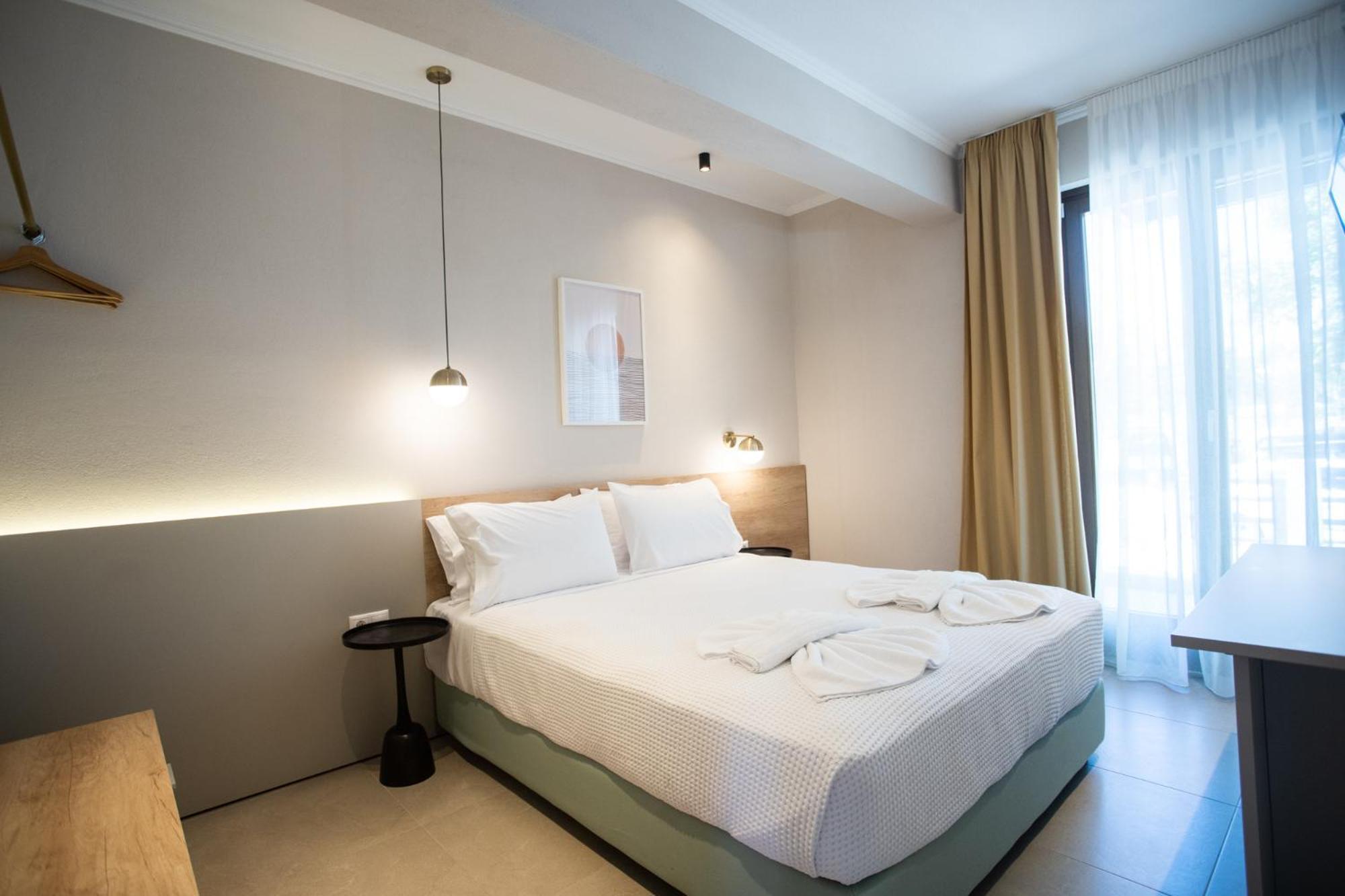 Marineiko Luxury Apartments Ierissos Bagian luar foto